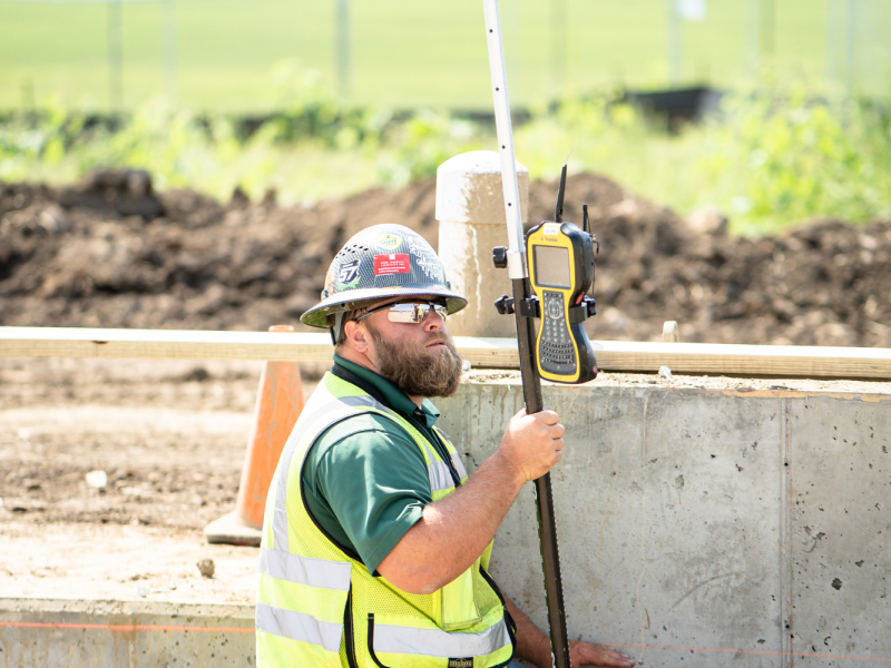 Veit Employee Holding Device at Earthwork Project