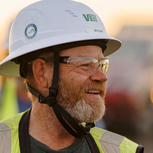 Veit employee with hard hat and PPE
