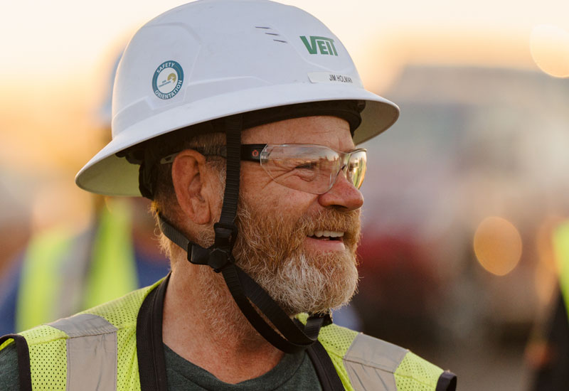 Veit employee with hard hat and PPE